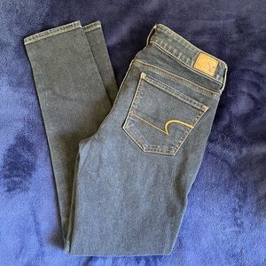 Women’s American Eagle Dark Wash Jegging Size 4 Short